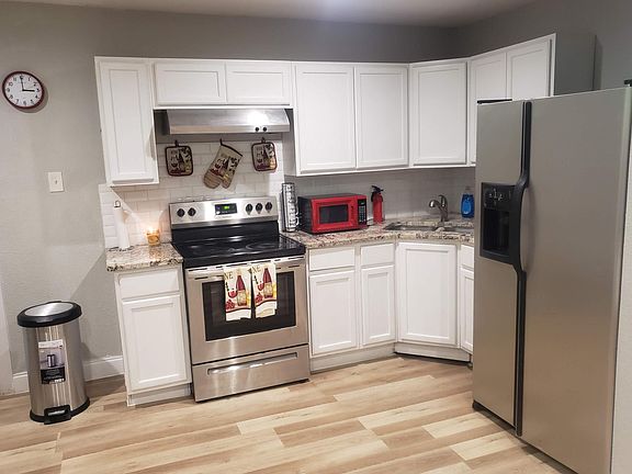 2nd image of 5701 Mesa Cir