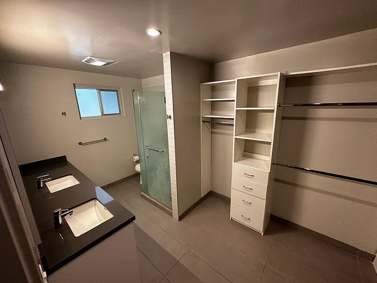 11959 Gorham Ave #3 — Photo 5