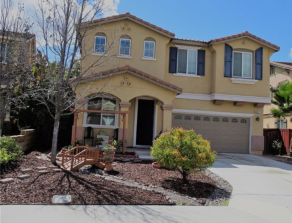 1st image of 26241 Emily Pl