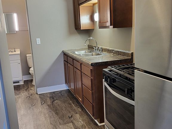2nd image of 738 River Dr APT 3