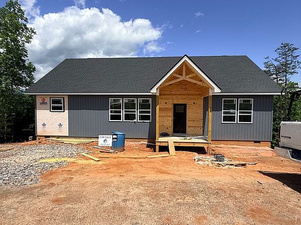105 S Vineyard Village Dr