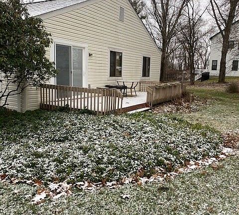 2nd image of 57 Strawberry Ln