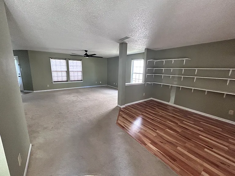 6888 Woodland Heights Dr — Photo 10