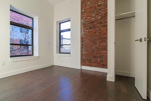 Rented by Nooklyn NYC LLC | media 33