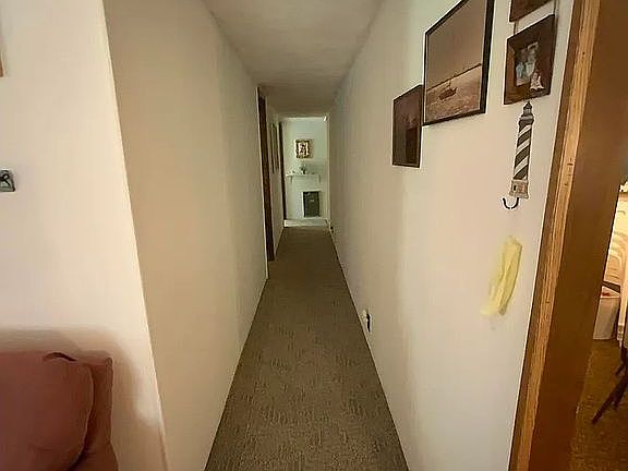 5th image of 281 Carolina St