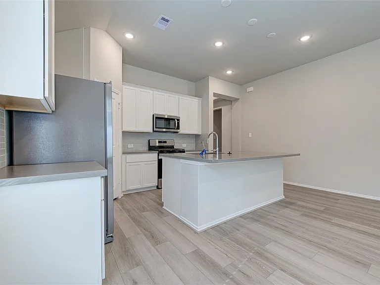 9515 Sierra Crest Ln — Photo 20