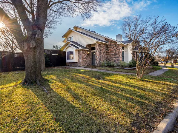 842 Packard Dr, Arlington, TX 76001