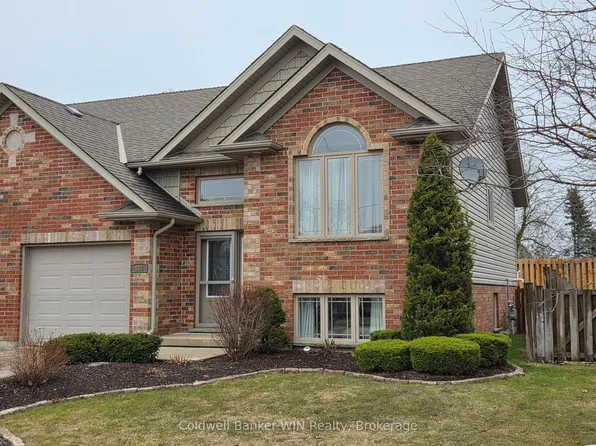 116 Church St N, Wellington North, ON N0G 2L2