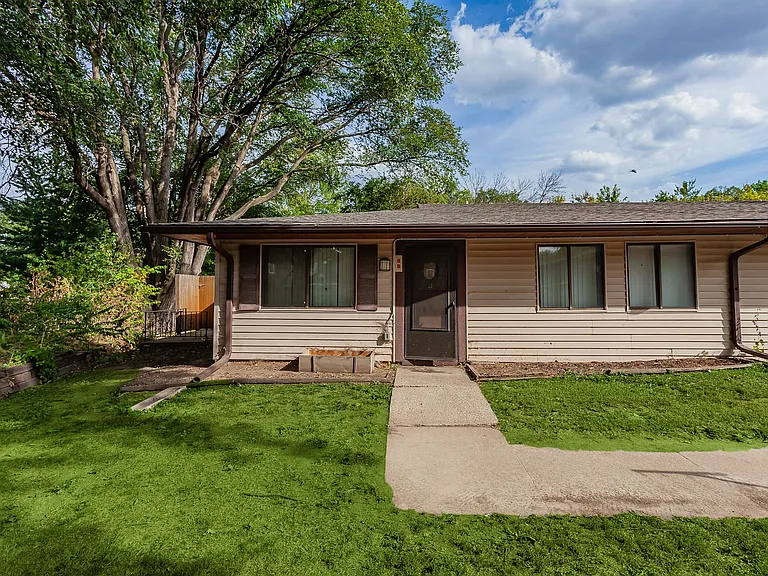 ONE MONTH FREE rent PLUS reduced rents! — Photo 22