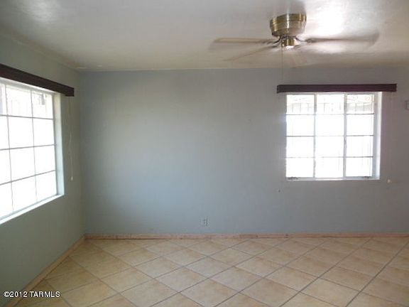 5th image of 1721 S Bristol Ave