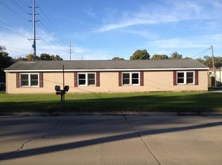 802 Commercial St, Buchanan, MI 49107