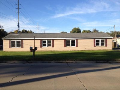 802 Commercial St, Buchanan, MI, 49107