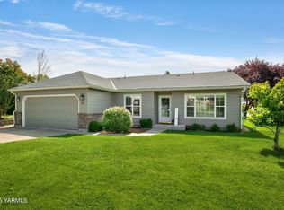 215 S 82nd Ave, Yakima, WA