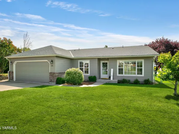 215 S 82nd Ave, Yakima, WA 98908