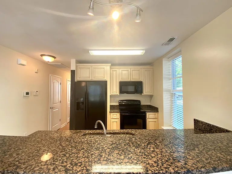 11 Maverick Dr — Photo 124