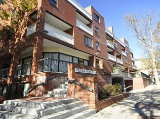 20 Central St APT 210, Salem, MA 01970