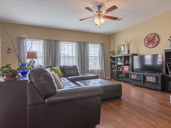 5th image of 1633 Ursuline Ln