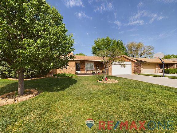 4th image of 2509 N Coachman Ln