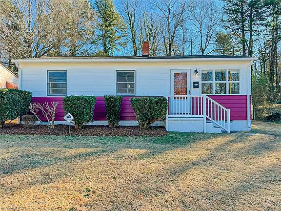 2nd image of 1012 Meadowbrook Blvd