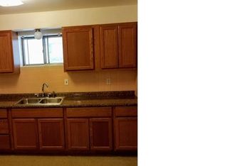 8654 Church Rd, Saint Louis, MO 63147