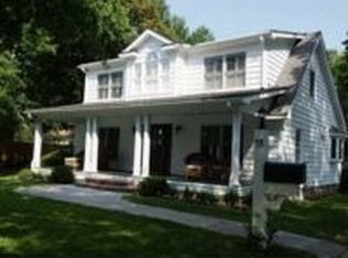 111 Hyer St, Mount Pleasant, SC 29464