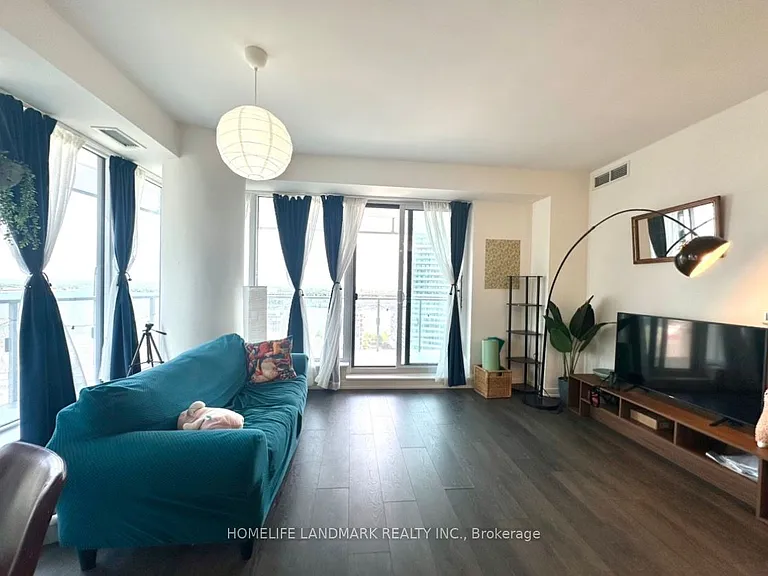 28 Freeland St #1709 — Photo 6