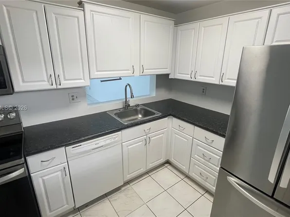 8540 SW 133rd Avenue Rd APT 316, Miami, FL 33183