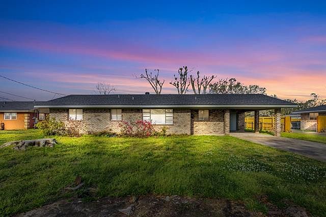 1st image of 4544 Young Ln