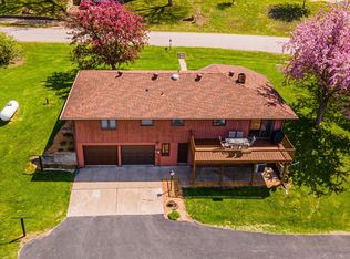 135 Vista Dr, Alma, WI 54610