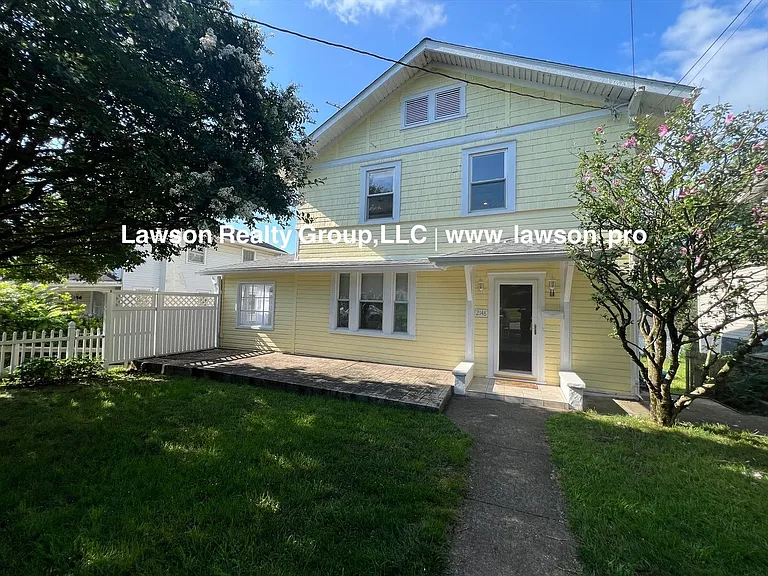 2148 Berkley Ave SW — Photo 6