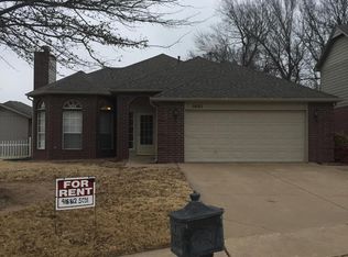 1601 S Gum Ave, Broken Arrow, OK 74012