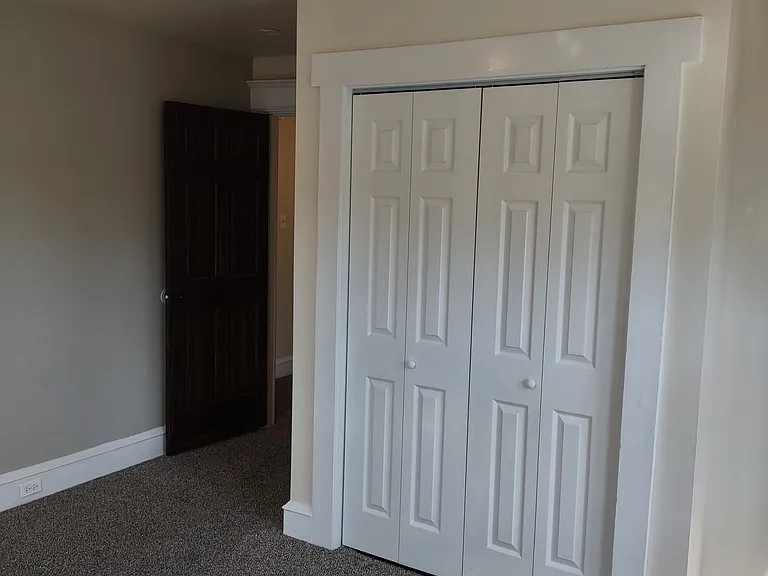 207 S Easton Rd #2 — Photo 8