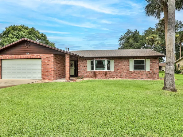 104 Nathan Hale Ct, Daytona Beach, FL 32119