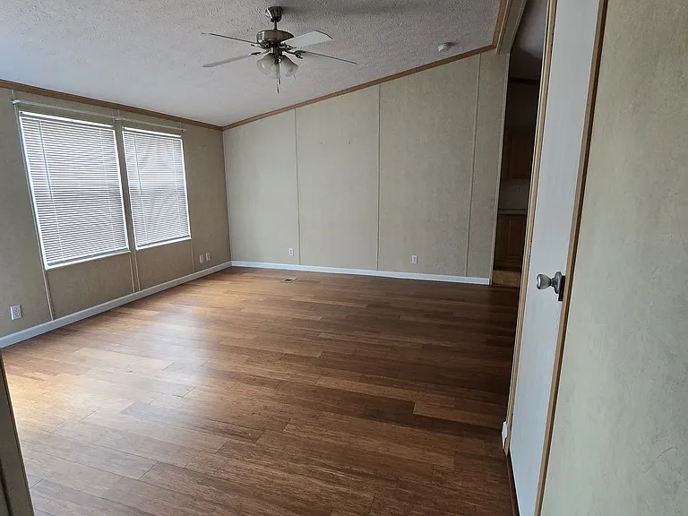 John Hazel Dr — Photo 9