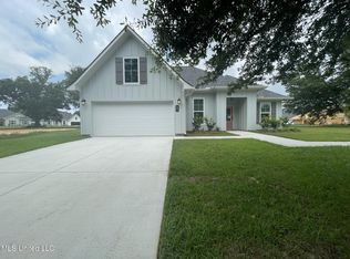 607 Thomas Shields Blvd, Bay Saint Louis, MS 39520