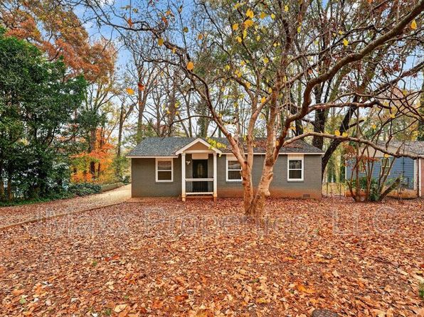 1068 Rebel Forest Dr SE