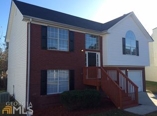1408 Pebble Beach Ln, Hampton, GA 30228