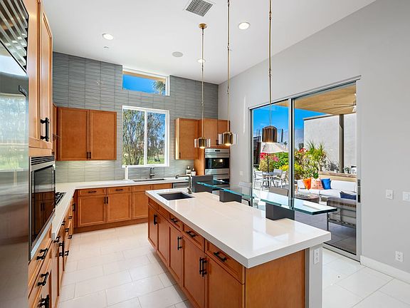 5th image of 4138 Indigo St