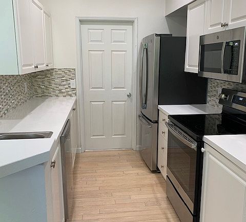 3rd image of 2112 NW Pacific Elm Dr #2112