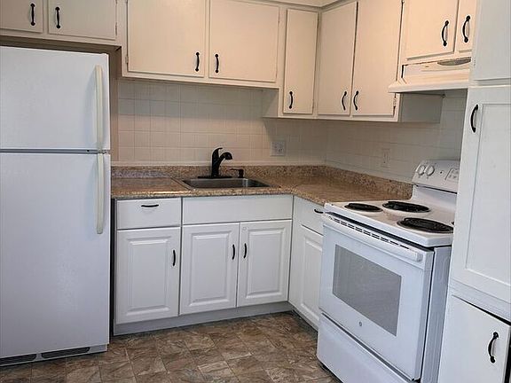 2nd image of 551 Fairfax St APT 301