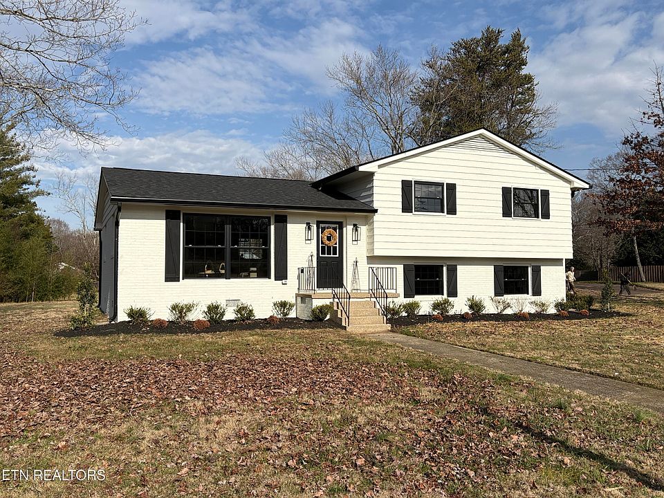 1st image of 7415 Bennington Dr