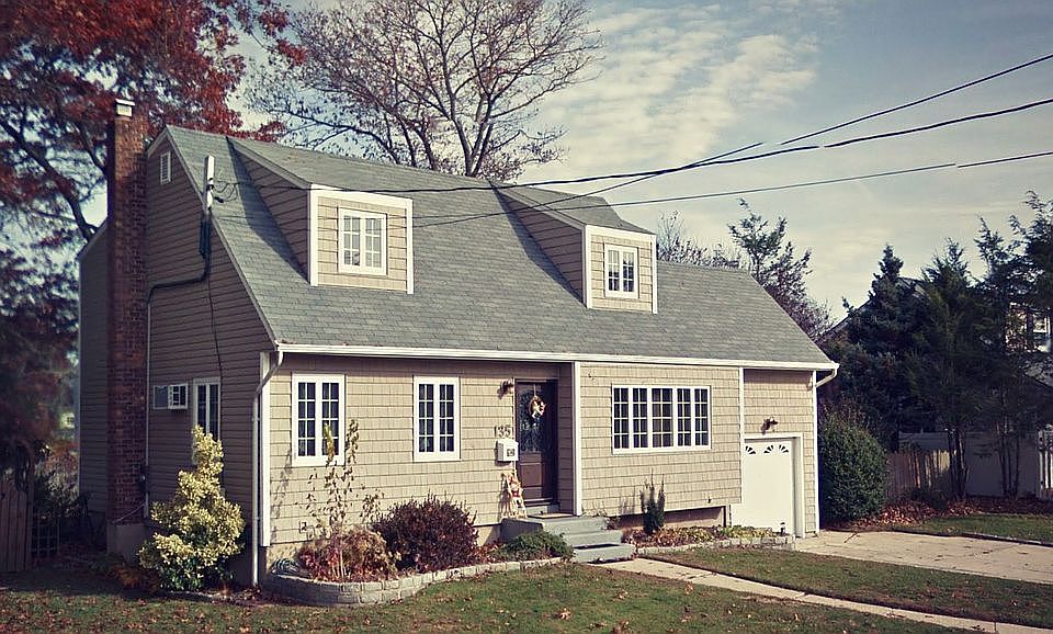 1st image of 135 Smith St