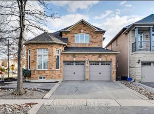 1 Silverado Trl, Vaughan, ON L4H 1V7
