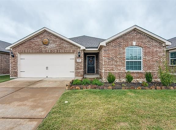 2nd image of 1627 Twin Hills Way