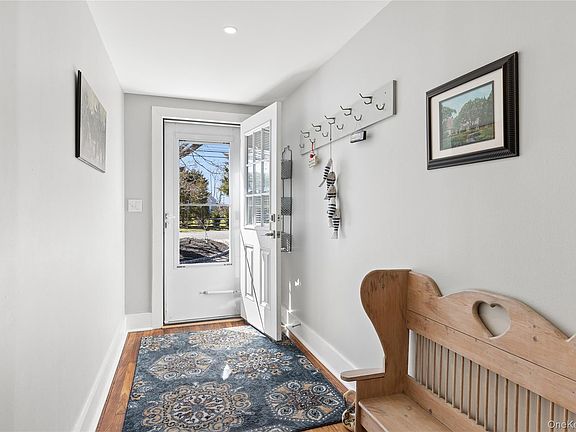 3rd image of 20 Mitchell Road