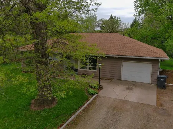 56385 220th St, Austin, MN 55912