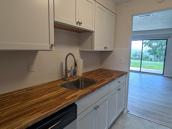 4th image of 355 Grand Ave Unit 105