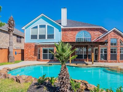 557 Salisbury Dr, Grand Prairie, TX, 75052