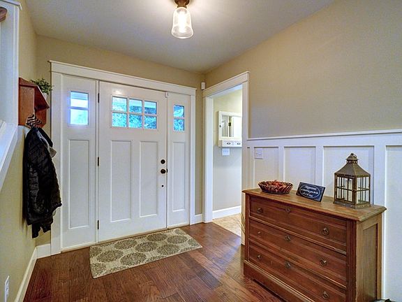 2nd image of 8512-8514 31st St W