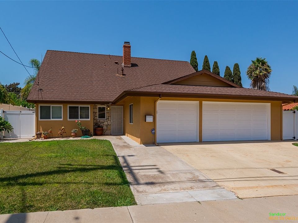1st image of 17 Sandalwood Dr